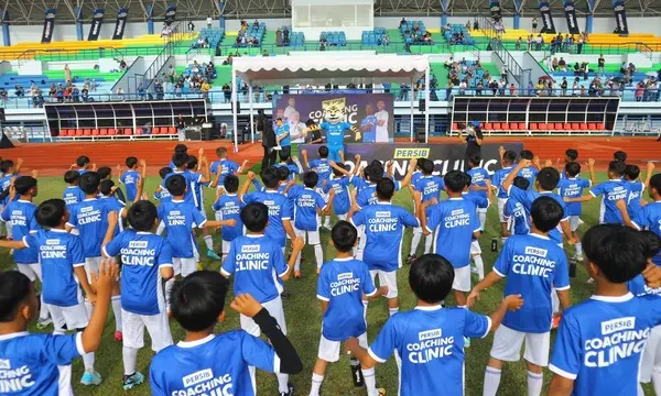 Persib Manfaatkan Jeda Internasional dengan Menggelar Coaching Clinic untuk Anak Usia 7-12 Tahun